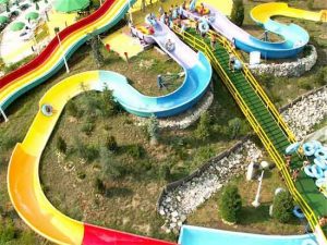 water-parks-400-05067547d